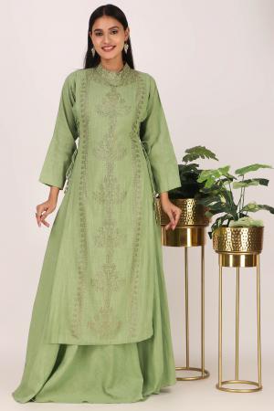 Green embroidery long dress